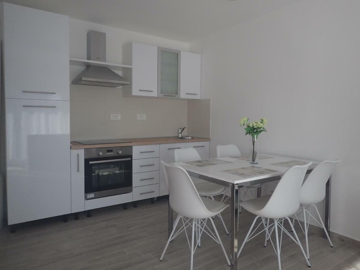Apartments Del Mar 크리크베니카 외부 사진