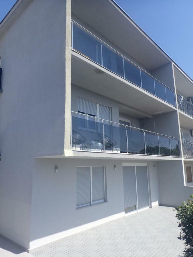 Apartments Del Mar 크리크베니카 외부 사진